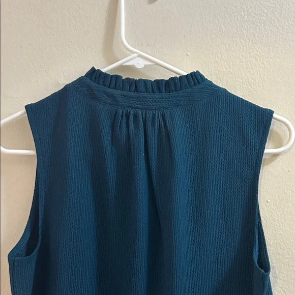 89th & Madison Teal Sleeveless Top - Picture 7 of 7